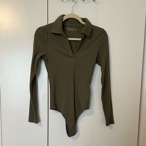 NWT Abercrombie Collared Bodysuit